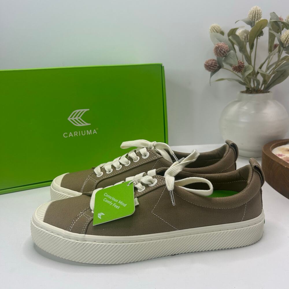 Cariuma OCA Low Casual Canvas Sneaker Burnt Sand Women's 9.5 Tried On